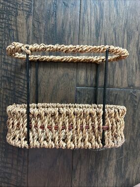Source Unknown Seagrass Two-Tier Hanging Basket - Brown with Black Frame